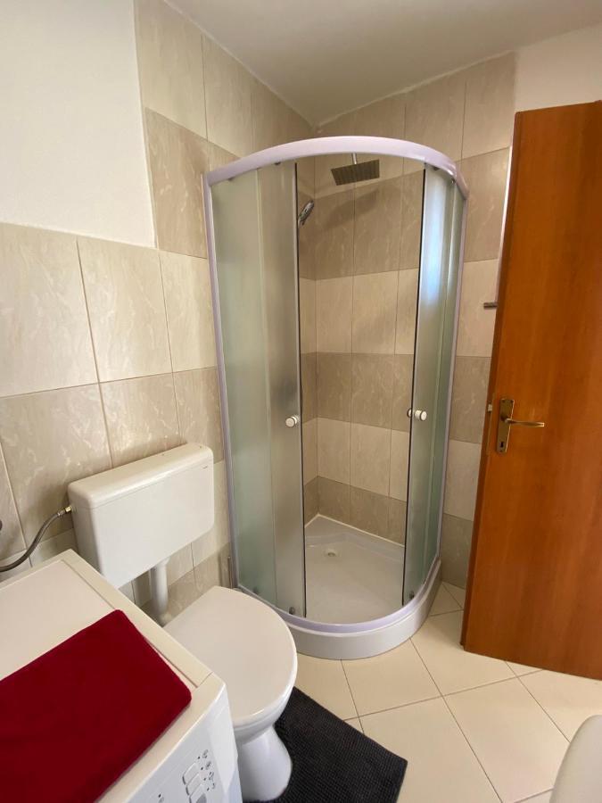 Apartman Hana U Blizini Automotodroma Grobnik I Kostrenski Plaza 코스트레나 외부 사진
