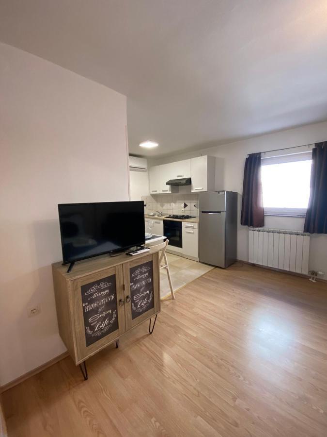 Apartman Hana U Blizini Automotodroma Grobnik I Kostrenski Plaza 코스트레나 외부 사진